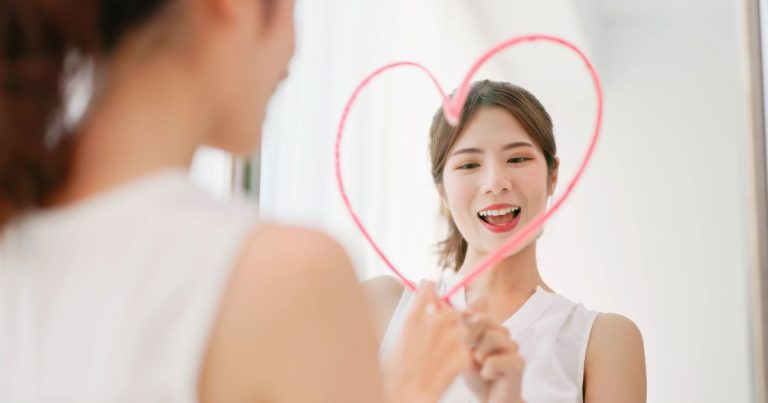 Yêu thương bản thân hay sự ích kỷ